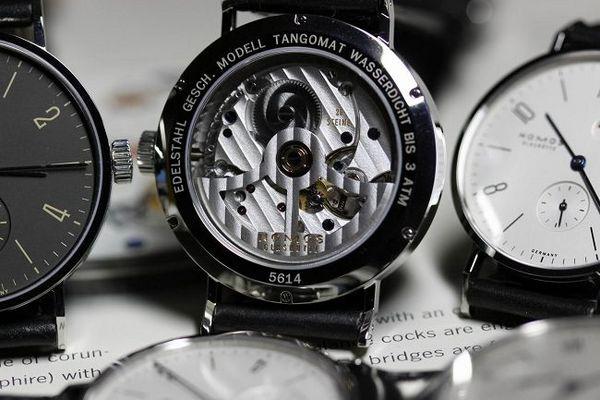 朗格手表售后（朗格手表偷停了怎么办）