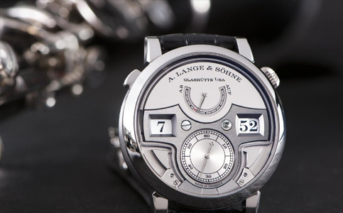 朗格手表售后服务维修点（朗格手表的表镜内有异物怎样处理）